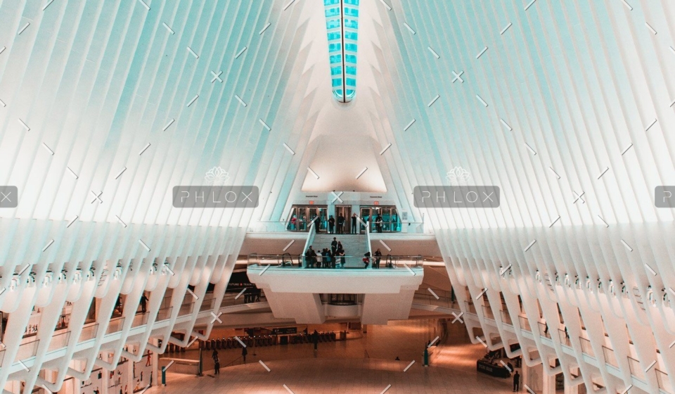 demo-attachment-811-jannis-lucas-1329978-unsplash